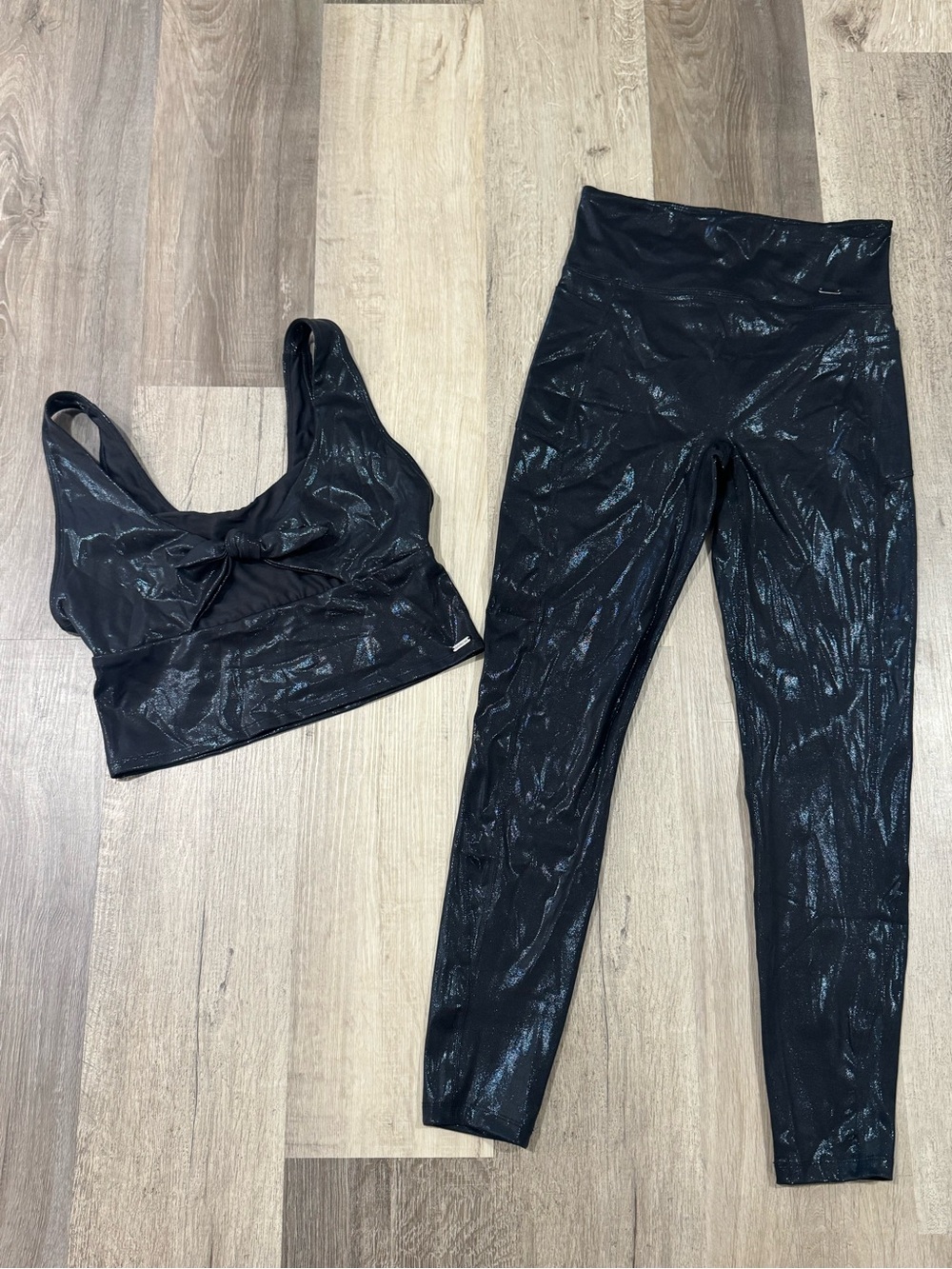 Victoria's Secret cosmic Sports Bra and High-Waist Leggings Set (New/medium)